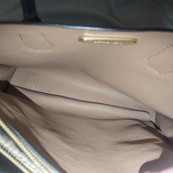 Michael Kors Shoulder Bag - Picture 8 of 11